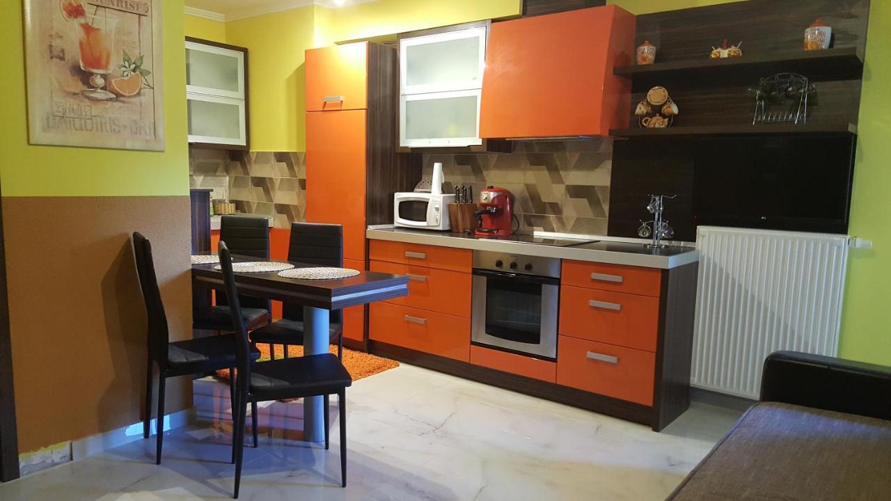 Safari Apartman Hajduszoboszlo Exterior photo