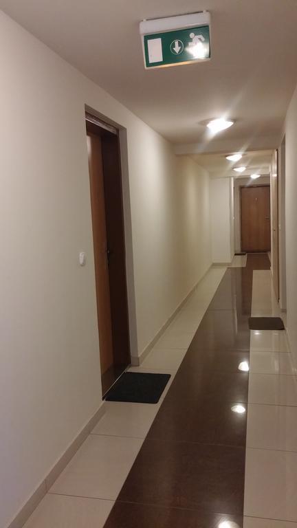Safari Apartman Hajduszoboszlo Exterior photo